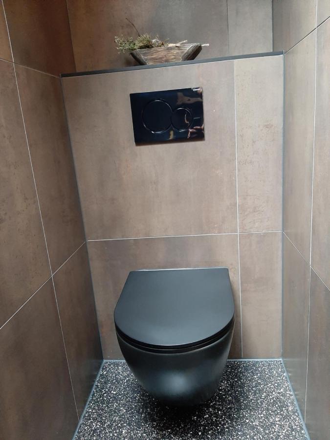 Appartamento De Sarrieshut Houwerzijl Esterno foto
